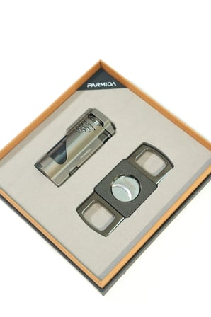 Parmida 3 Torch Gunmetal Çakmak Gunmetal Kesici İkili Puro Seti
