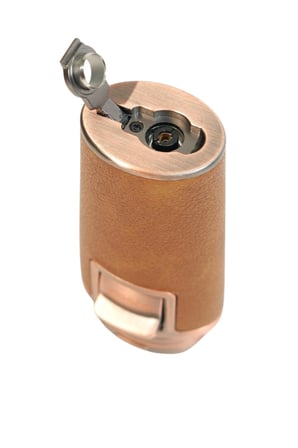 Parmida Çift Torch Pürmüz Delicili Gövdesi Deri Bronz Metal Puro Çakmağı