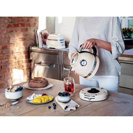 KitchenAid 5KEK1522EAC Artisan Almond Cream 1.5 Litre Kettle