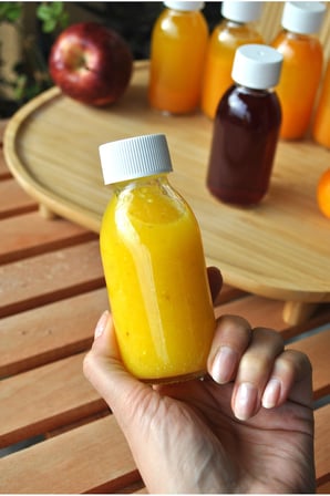6'lı 100 ml Cam Şişe Beyaz Sızdırmaz Kapaklı Ginger Shot Detoks Şat Meyvesuyu Şişesi