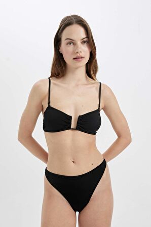 DeFacto Fall in Love Regular Fit Bikini Üstü B7332AX24SMBK81