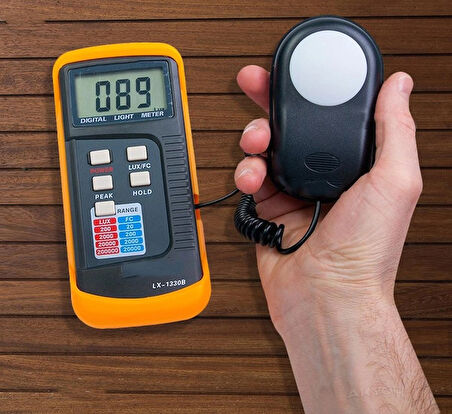 LX-1330B Işık Ölçer Lüksmetre