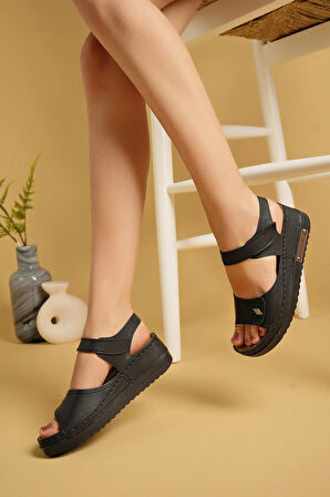 Uway Ortopedik Topuklu Günlük Sandalet