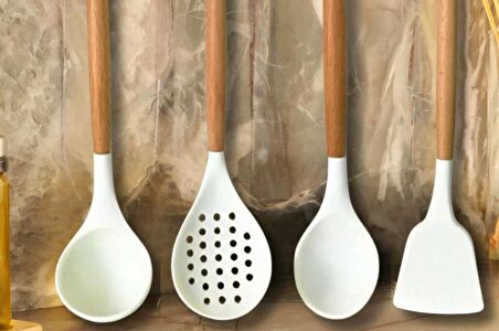 Bambu Saplı Silikon Uçlu 4 Parça Mutfak Servis Seti