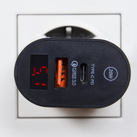Winex Type-C 20 Watt Hızlı Şarj Aleti Siyah