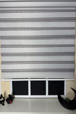 StorBurada Gri Renk Geçişli Geniş Plise Zebra Stor Perde
