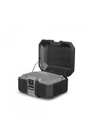 Shad Motosiklet Çanta - Topcase - Tr37 Terra Black Edition Arka Çanta 37Lt (Kask Siğmaz)