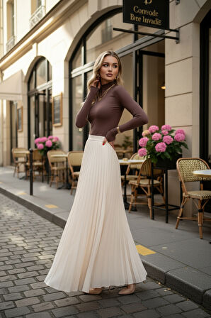 %95 Pamuklu Parmak Geçmeli Kadın Body – Esnek Kumaş