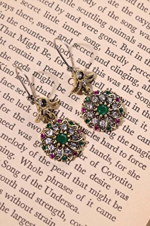 Verde Serisi Yeşil Renkli Ametist Taşlı Gümüş Kadın Otantik Küpe