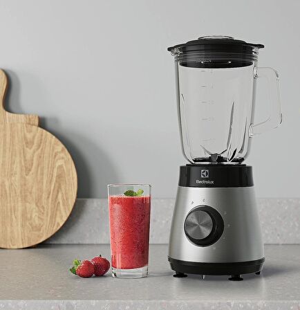 Electrolux E4TB1-6ST Sürahili Blender, 800 W, 1.5 Litre Sürahili, Çoklu Hız Ayarlı, Paslanmaz Çelik (OUTLET - TEŞHİR)