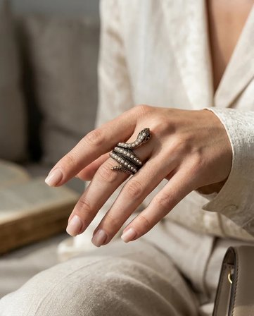 İnci Detaylı Yılan Figürlü Otantik Bronz Vintage Ayarlanabilir Kadın Yüzük Tasarım Takı