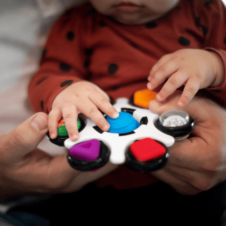 Baby Einstein Curiosity Clutch™ Aktivite Oyuncağı