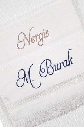 Kişiye Özel Nakışlı Gelin Damat Bohça Havlu Seti | İsim İşlemeli Beyaz Kadife Havlu (2'li) 50x90 cm