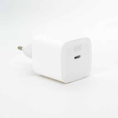 Winex Type-C 20 Watt Hızlı Şarj Aleti Beyaz
