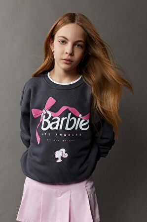 DeFacto Kız Çocuk Barbie Relax Fit Bisiklet Yaka Sweatshirt D8831A825SPAR126