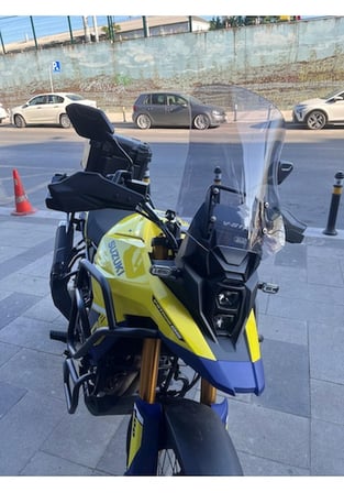 Zeus Motor 2023-2025 Suzuki V-Strom 800 DE Uyumlu Uzun Ön Cam Açık Füme