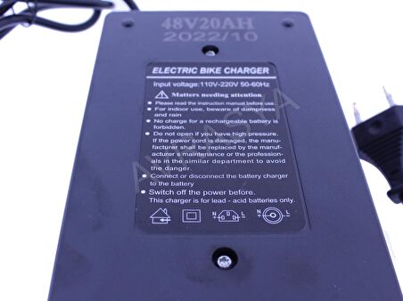 Charger 48V 20A Işıklı Kesicili Elektirikli Motorsiklet Şarj Adaptörü