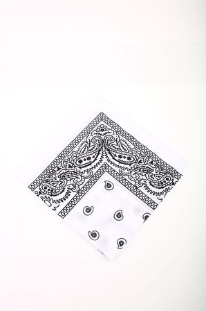 Soobepark Beyaz Etnik Desenli Unisex Bandana