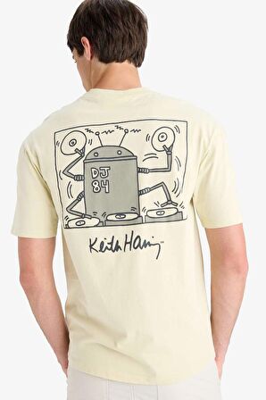 DeFacto %100 Pamuk Keith Haring Boxy Fit Bisiklet Yaka Sırt Baskılı Kısa Kollu Tişört E3257AX25SMER149