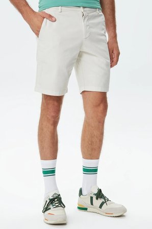 Lacoste Men's Slim Fit Organic Cotton Bermuda Shorts Erkek Dar Kesim Organik Pamuk Bermuda Şort Krem