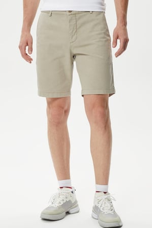 Lacoste Men's Slim Fit Organic Cotton Beige Bermuda Shorts Erkek Dar Kesim Organik Pamuk Bermuda Şort Bej