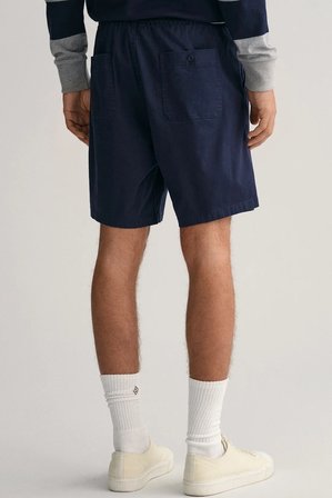 GANT Men's Regular Fit Soft Canvas Bermuda Shorts Erkek Yumuşak Kanvas Bermuda Şort Lacivert