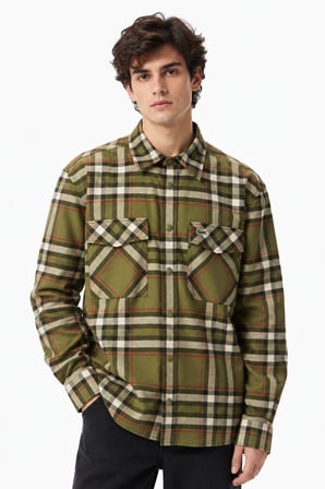 Lacoste Men's Relaxed Fit Button-Down Linen Shirt  Rahat Kesim Pamuklu Kareli Erkek Çıt Çıt Düğmeli Gömlek Yeşil
