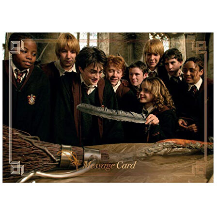 Panini Harry Potter Hogwarts'ta 1 Yıl Sticker Seti 20li Paket (20'li Paket= 40 Stciker+ 20 Kart)