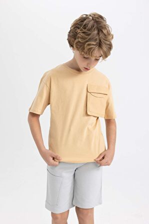DeFacto Erkek Çocuk Oversize Geniş Kalıp Bisiklet Yaka Kısa Kollu Tişört C1342A824SMBG289