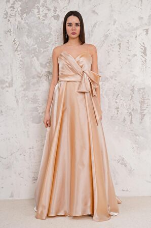 Straplez Cepli Yırtmaçlı Uzun Gold  Abiye