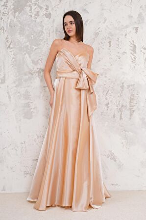 Straplez Cepli Yırtmaçlı Uzun Gold  Abiye