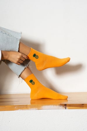 Cerina Store 6' Lı Kadın Düz & Meyveli Tenis Çorap Kutusu Doğal Kokulu Dikişsiz Çorap