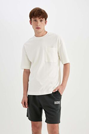 DeFacto Marvel Logo Only Regular Fit Düz Paça Şort C5866AX24HSAR231