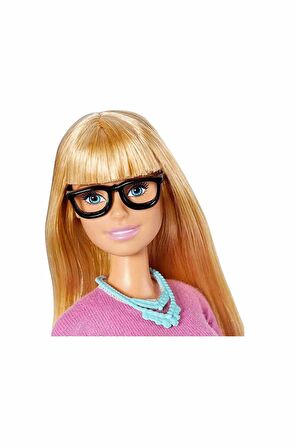 Barbie Öğretmen Bebek