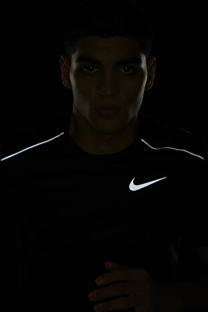 Nike Miler Dri Fit Running Tee Black Reflektörlü Koşu Antrenman Tişörtü Siyah