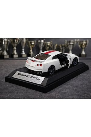 Nissan GTR R35 50Th Anniversary Edition Diecast Model Araba Nissan GTR R35 Beyaz Model Araba