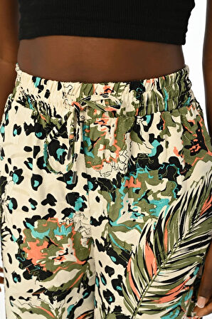 KADIN YAPRAK DESENLİ RAHAT KALIP BELİ LASTİKLİ BOL PAÇA PANTOLON