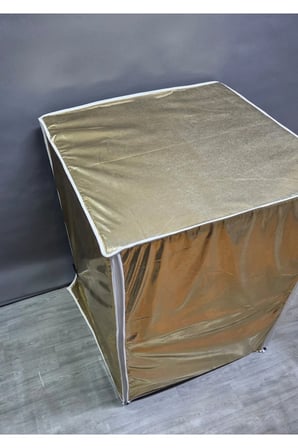 Gold Kumaş Dokulu PVC Çamaşır & Kurutma Makinesi Örtüsü – Su Geçirmez, Dayanıklı ve Modern Tasarım