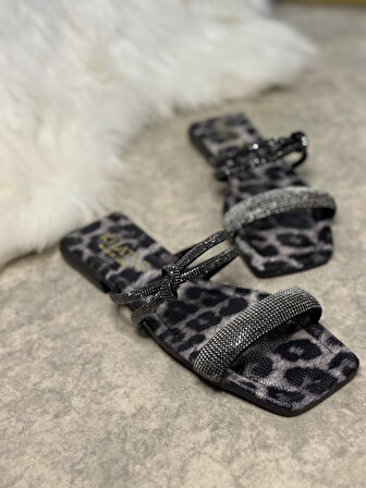 Günlük Kadın Terlik Tek BantlıTaşlı Alçak Topuklu Küt Burunlu Rahat Taban Hafif 09