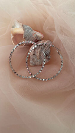 14 K Kararmaz halka küpe