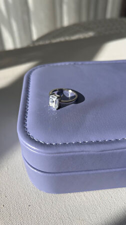 925 ayar gümüş tektaş yüzük 7 numara