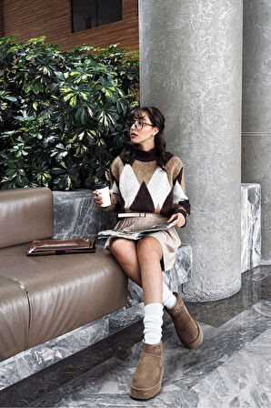 Kahverengi Baklava Desenli Triko Kadın Kazak