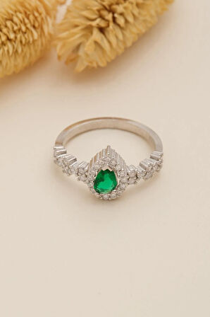 Kadın Gümüş Yüzük - Peri Zümrüt Taşlı Damla Model Kadın Yüzük