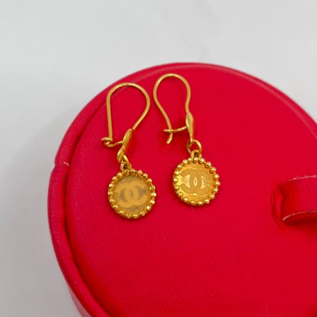 Top Top Sallantılı Madalyon Çevreli Altın Çocuk Küpesi 22 Ayar 1.61 Gram Hediye - 09CK029
