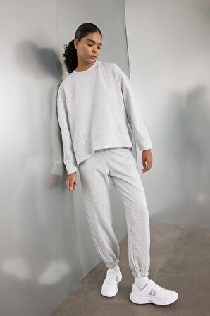DeFactoFit Bisiklet Yaka Skuba Dalgıç Kumaş Sporcu Sweatshirt C9612AX24AUGR93