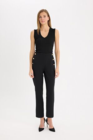 DeFacto Carrot Fit Havuç Kalıp Kumaş Pantolon Basic Düz Cepli Yüksek Bel Düz Paça B1238AX25SPBK81