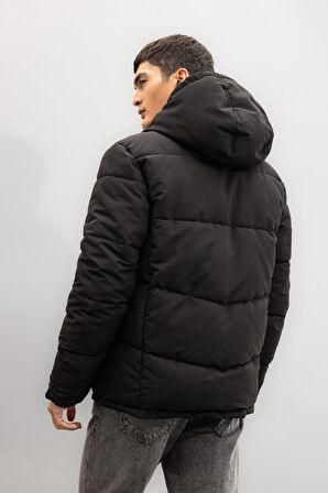 Slim Fit Dar Kesim Kapüşonlu Fermuarlı Mont