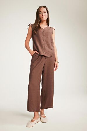 DeFacto Regular Fit Cep Detaylı Geniş Paça Pantolon F0988AX25SMBN316