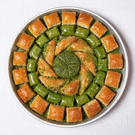 Karışık Baklava Tepsisi 4,15 Kg Tepsi+(Tepsi Bedeli Dahildir)