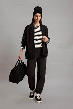 DeFacto Jogger Eşofman Altı Basic Düz Beli Lastikli Ayarlanabilir Lastik Paçalı Cepli C0122AX24SPBK81